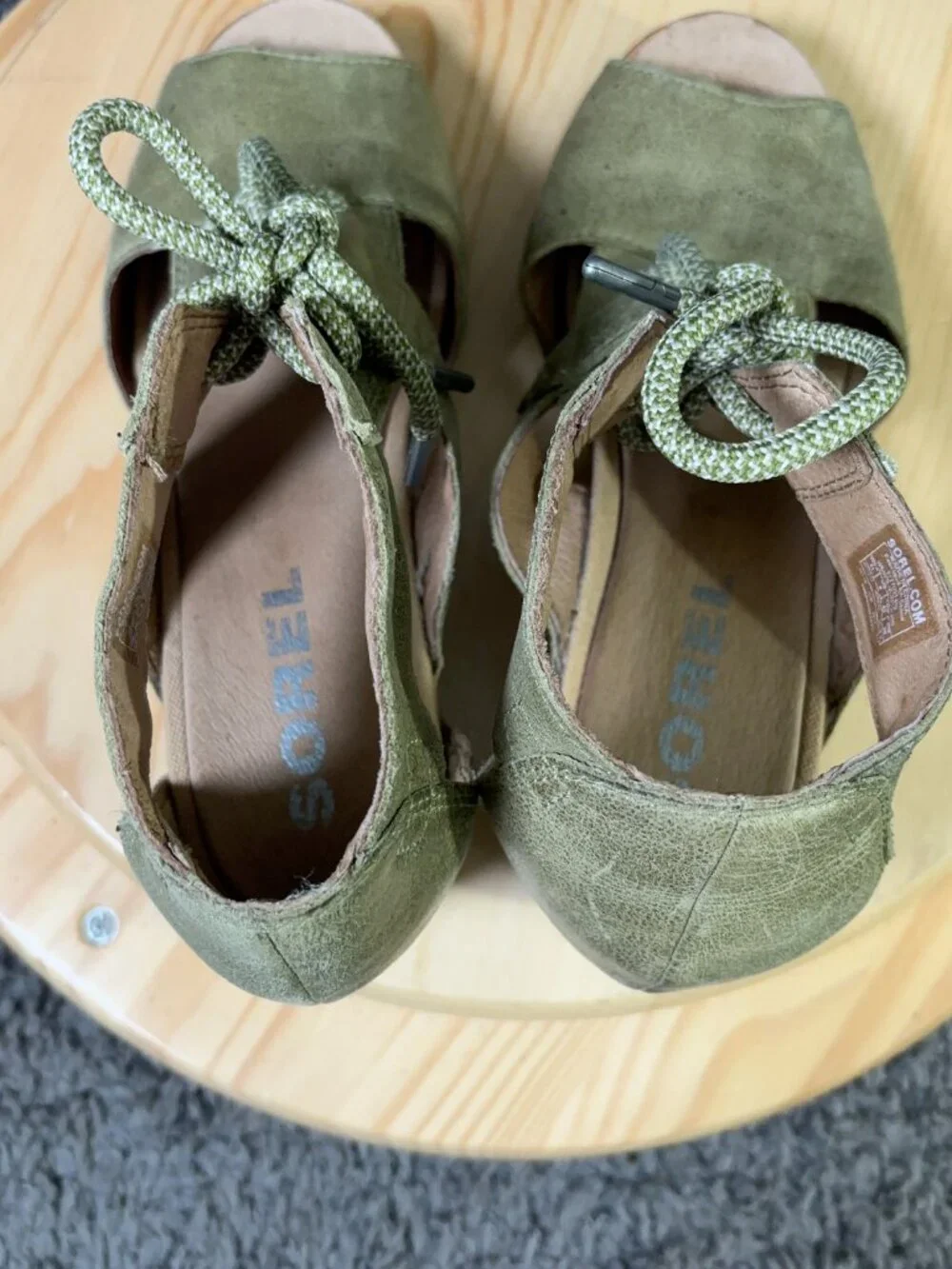 Sorel Joanie II Wedge Sandals Womens Size 11 Leather Green Lace Up Open Toe Shoe